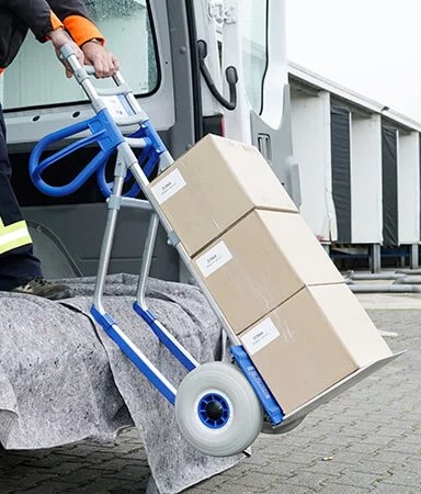 Nokkakärryn liukukiskot