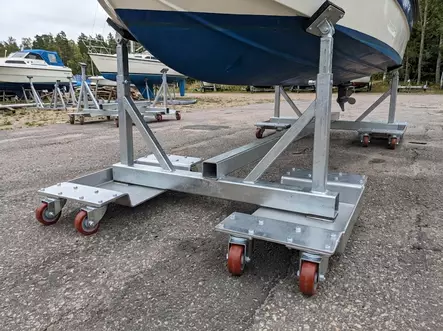 Rengastalo Siirtoalusta Venepukille / Telinealusta – Kotimainen, 800 kg - Erikoisvaunut - 84000021 - 2