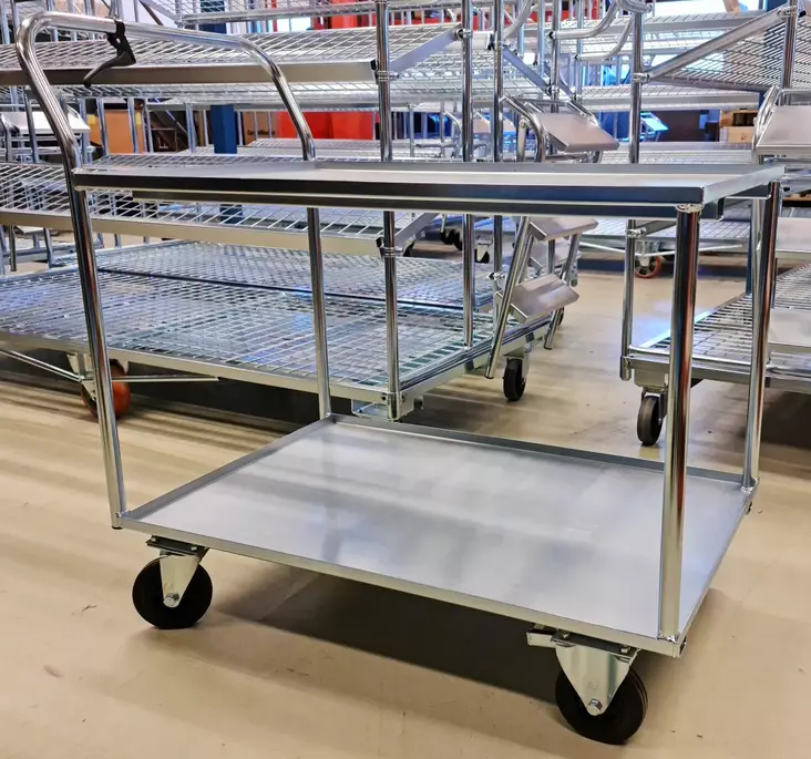 Rengastalo Keräilyvaunu "Kuolleen Miehen Jarrulla" – Mittatilaus, Kotimainen - Mittatilaustuotteet - kmj-kerailyvaunu - 1